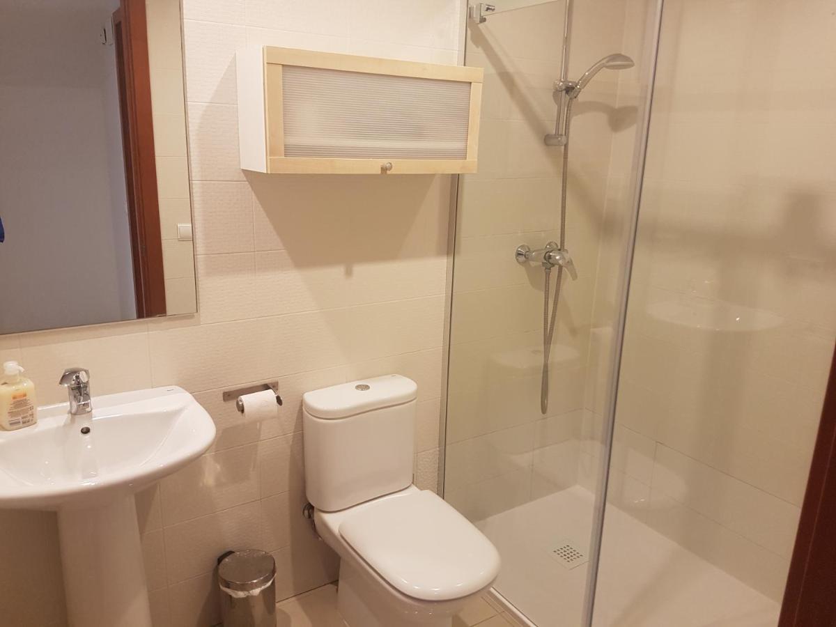 Beautiful Apartment 75M2 With View At The Beach, Pool, Parking Росас Экстерьер фото
