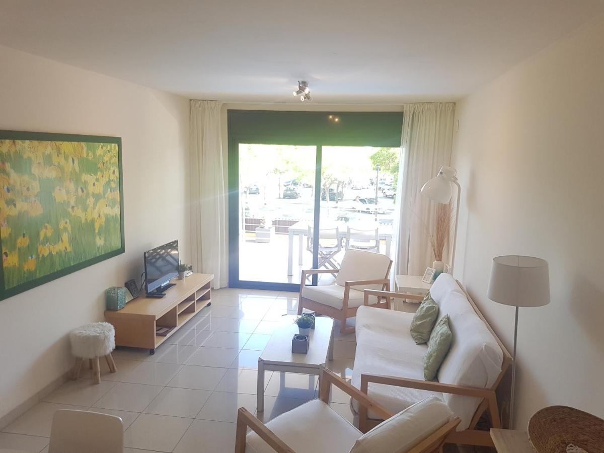 Beautiful Apartment 75M2 With View At The Beach, Pool, Parking Росас Экстерьер фото
